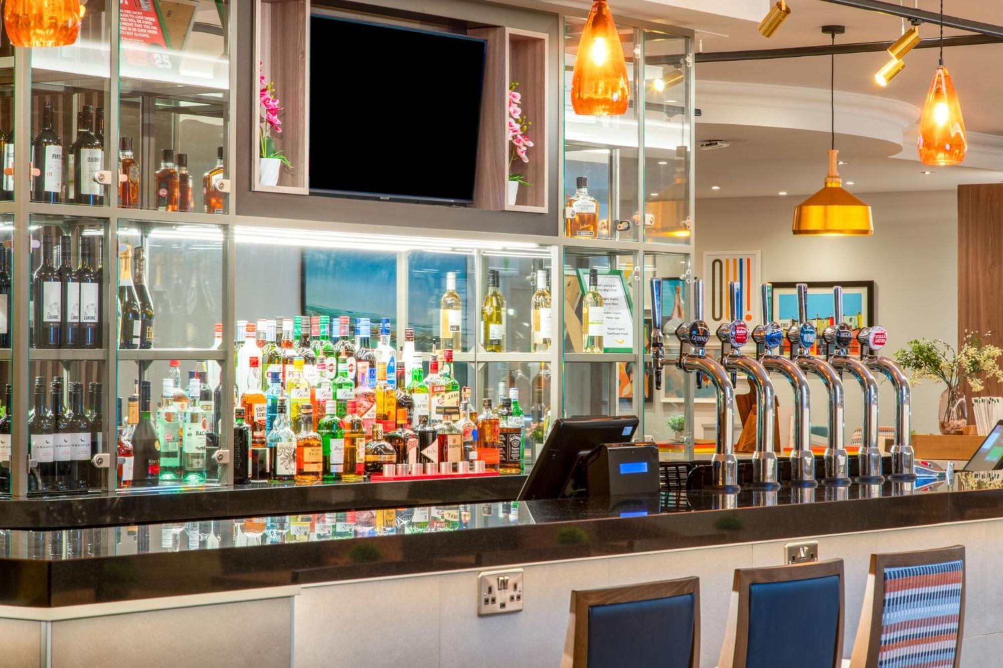 Holiday Inn Bristol Filton By Ihg Winterbourne Buitenkant foto